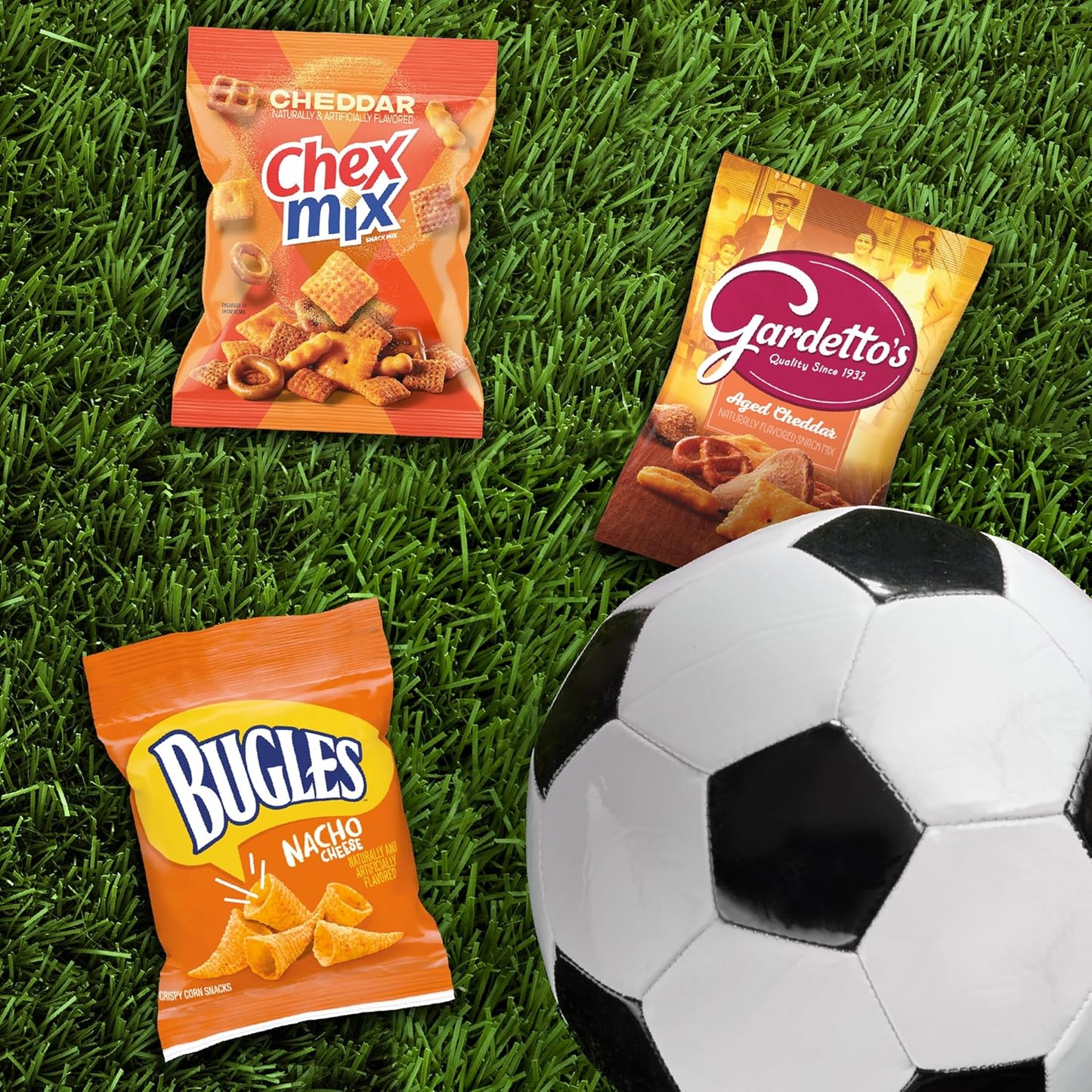 General Mills Cheesy Snack Variety Pack – Game Day & Outdoor Entertaining Snack Pack, Cheddar Chex Mix, Bugles & Gardetto's 20 ct Box