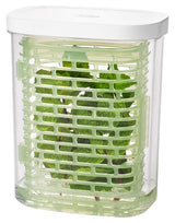 OXO Good Grips GreenSaver Produce Keeper – Large, Everyday Pantry Bin for Fresh Fruits and Vegetables