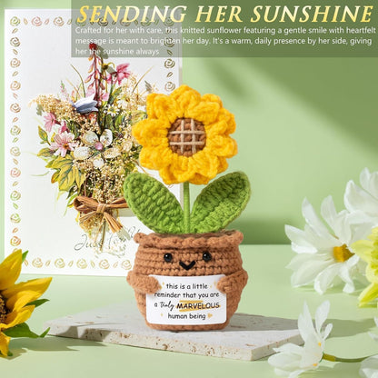 2.8oz vanilla coconut scented candle with 20-hour clean, smoke-free burn