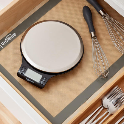 Amazon Basics Kitchen Scale with LCD Display – Understated Black and Stainless Steel Finish for Uncluttered Spaces