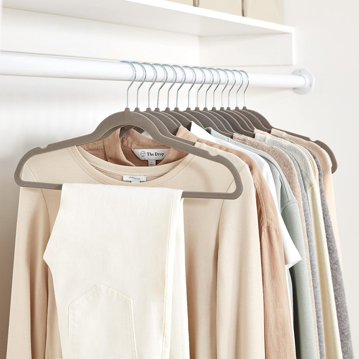 Amazon Basics Slim Velvet Hangers – Morning Routine Speed-Up for Home Office Wardrobes, 0.24-Inch Space Saver