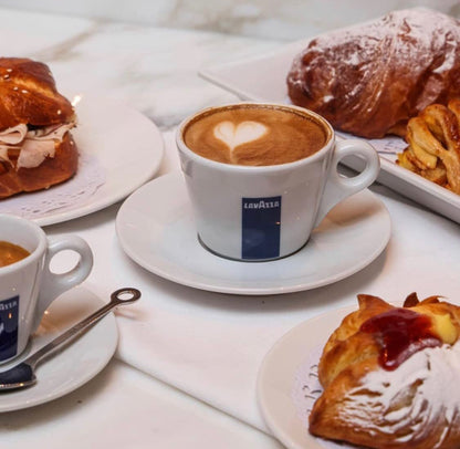 arabica from brazil and honduras blended with african robusta for crema and body