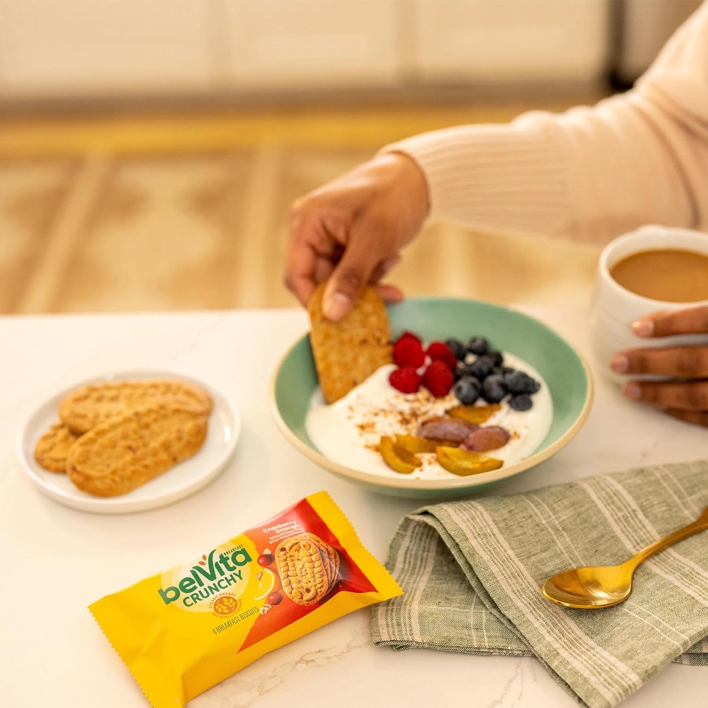 belVita Cranberry Orange Breakfast Biscuits – Family Breakfast Side for Busy School-Day Routines, 32 Total Biscuits