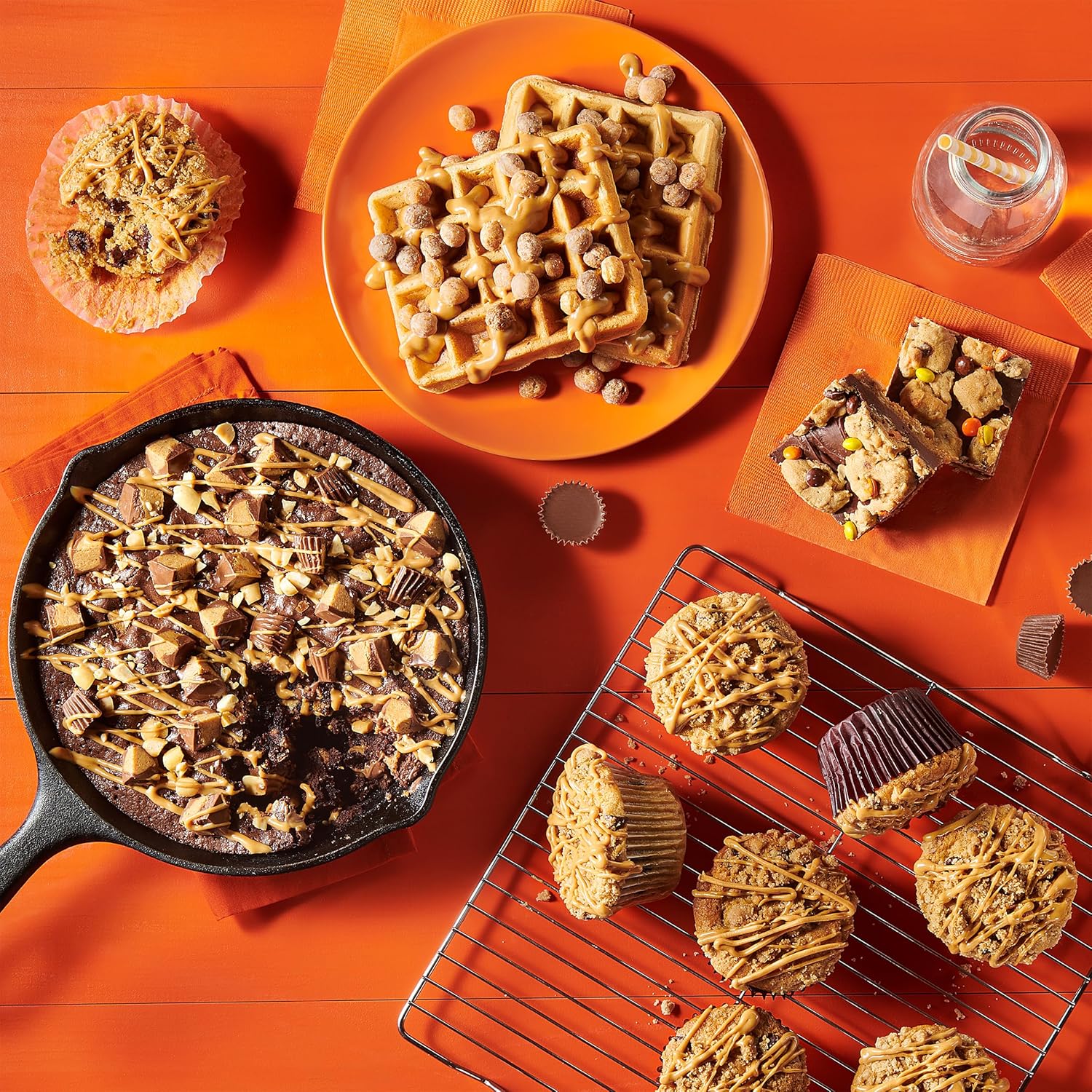 Betty Crocker REESE'S Brownie Mix with Peanut Butter Chips – Quick Treat for Office Party Spread and Work Potluck Desk