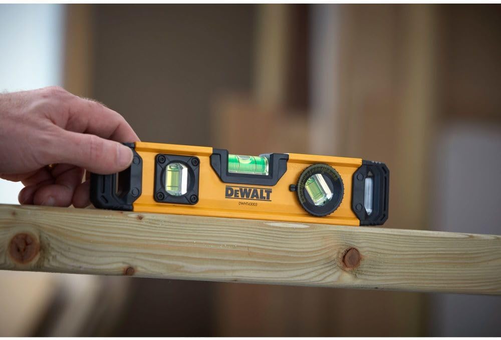 bubble vial for plumb and level readings