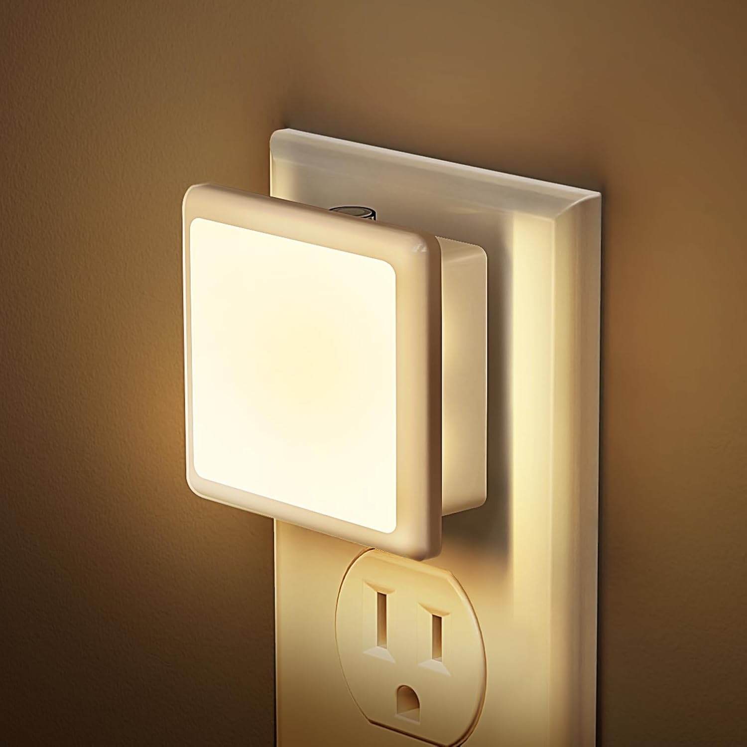 built-in dusk-to-dawn light sensor for automatic on/off operation
