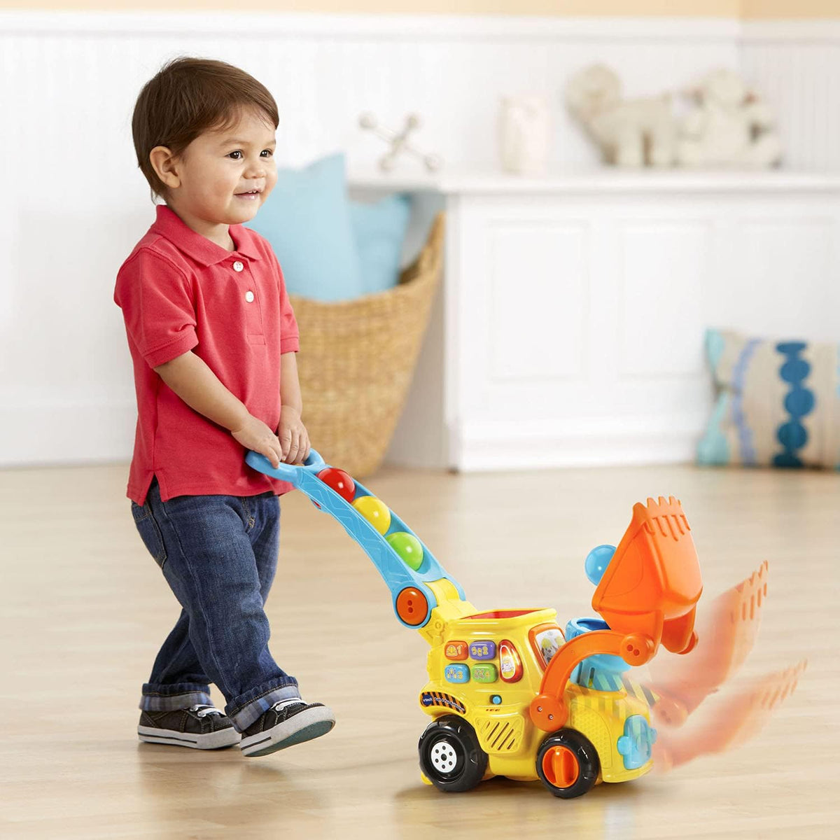 compact 6.2 x 6.3 x 6.2 inch plastic body weighing 2.5 pounds for stable floor play