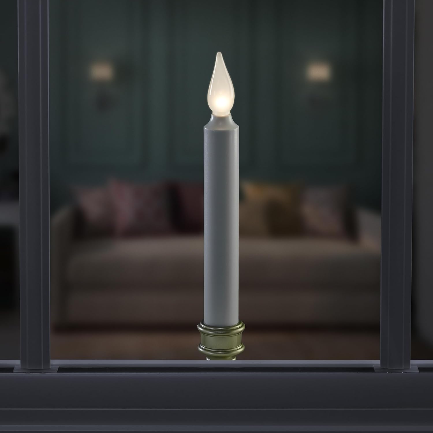 compact 9.75" h x 2.5" w x 1.75" d dimensions sized for standard window sills