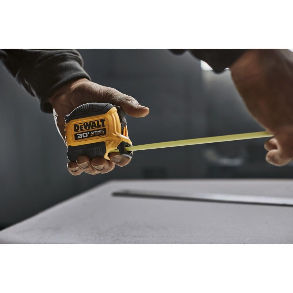 DEWALT Compact 30 ft Measuring Tape – Lightweight Tool Belt Design for All-Day Productivity