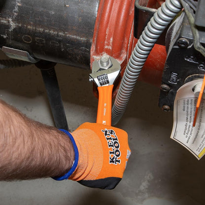 dual laser-etched sae and metric scale markings on both sides of each wrench