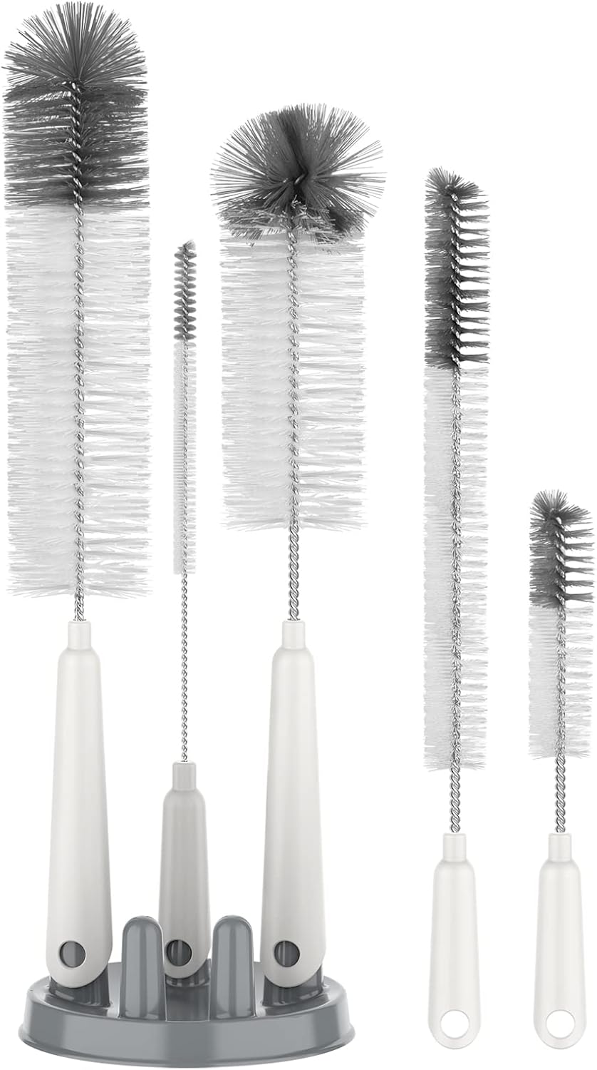 five specialized brushes: 15.3" narrow-neck brush, 13.2" water bottle brush, 13.2" tube brush, 8.1" spout/short brush, and 12" straw brush