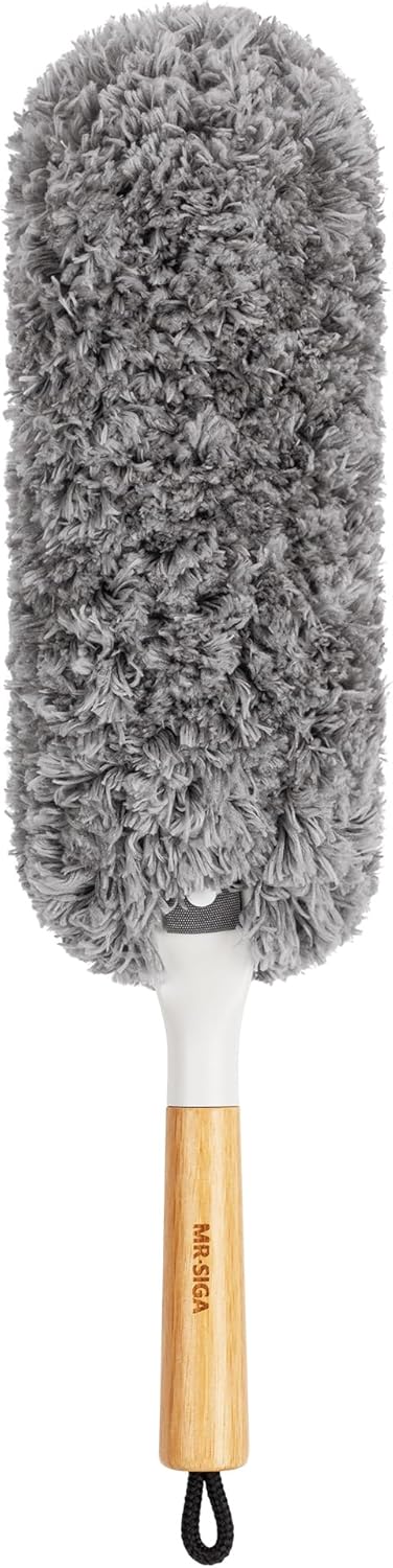 fluffy microfiber dusting head with high dust-trapping surface area