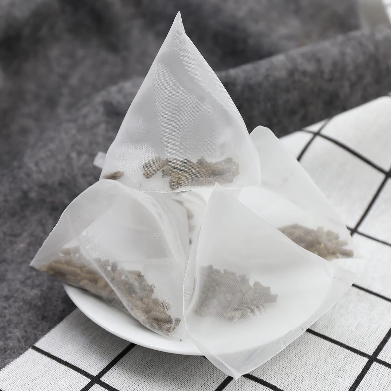 food-grade teabag material with high heat resistance and permeability