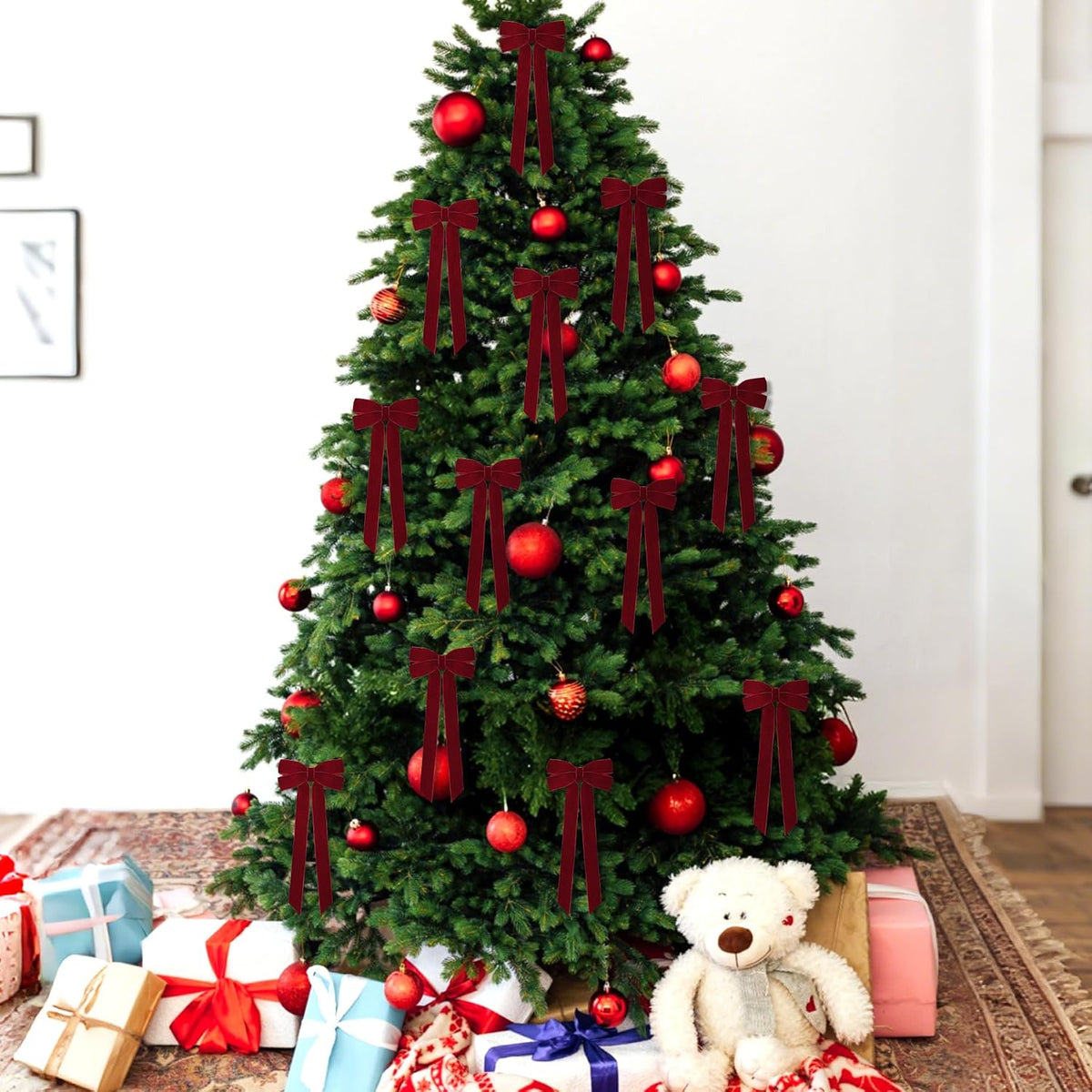 hanging mounting style compatible with tree branches, wreath frames, mantels, and stair railings
