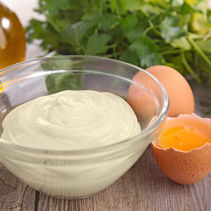 Hellmann's Real Mayonnaise Squeeze Bottle – Clean Ingredient Pantry Staple for Home Cooks, Gluten Free with Omega 3-ALA