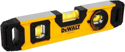 lightweight 0.18 kg (6.3 oz) manual construction with no batteries required