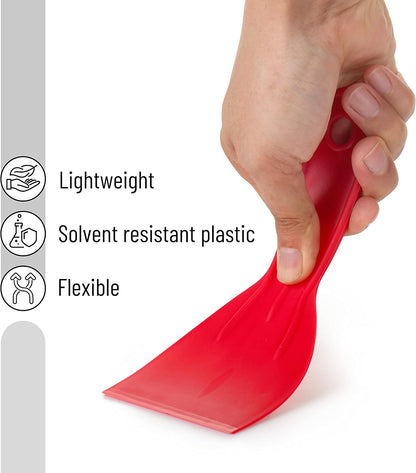 lightweight all-plastic build at only 6.7 ounces total