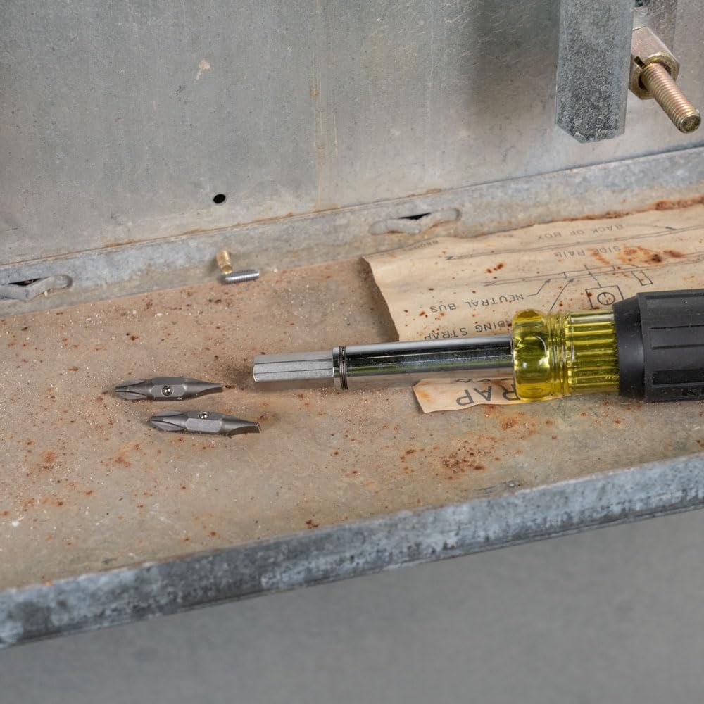 lightweight at 0.19 ounces per unit for pocket or pouch carry