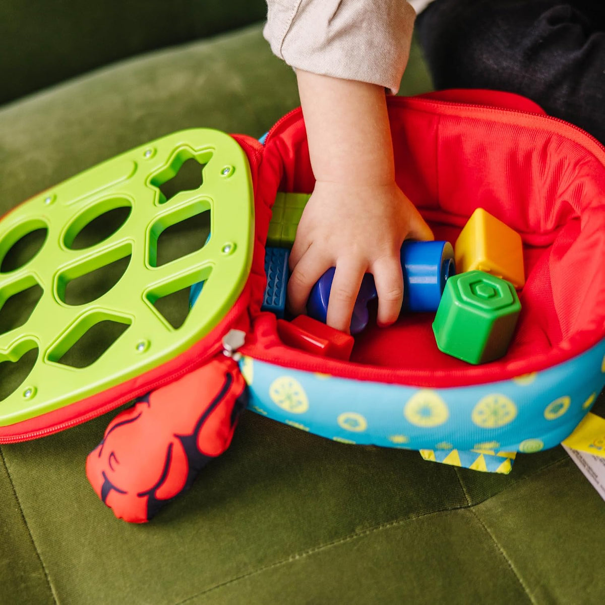Melissa & Doug K's Kids Take-Along Shape Sorter – One-Piece Activity Mat and Carry Bag to Replace Loose Toy Bins