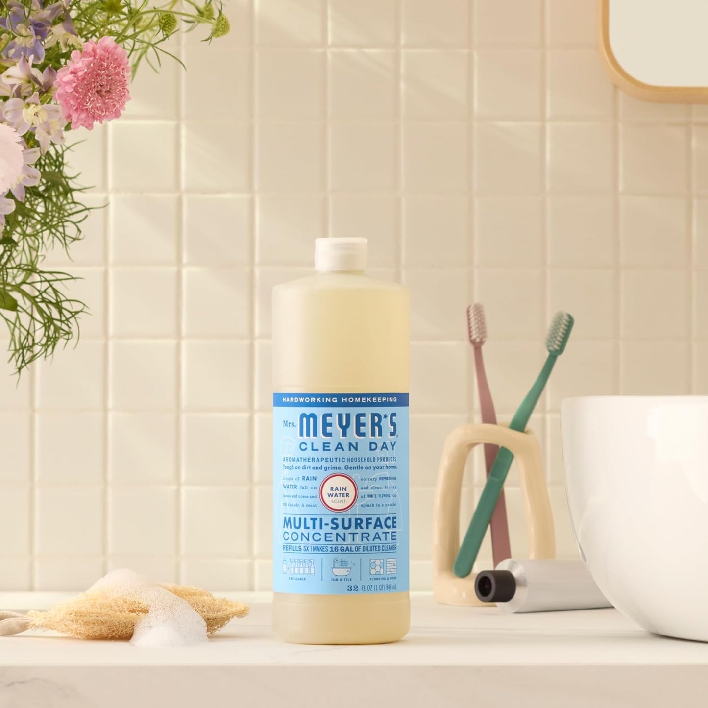 Mrs. Meyer's Clean Day Multi-Surface Concentrate – Rain Water Scent Hostess Gift for Holiday Gatherings, 32 fl oz