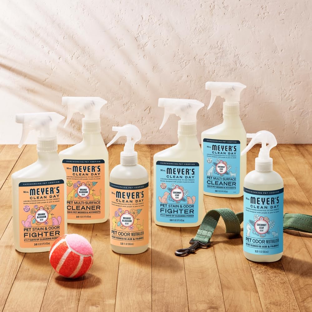 Mrs. Meyer's Clean Day Pet Odor Neutralizer for Nurseries and Pet Corners, Chemical-Free Mist