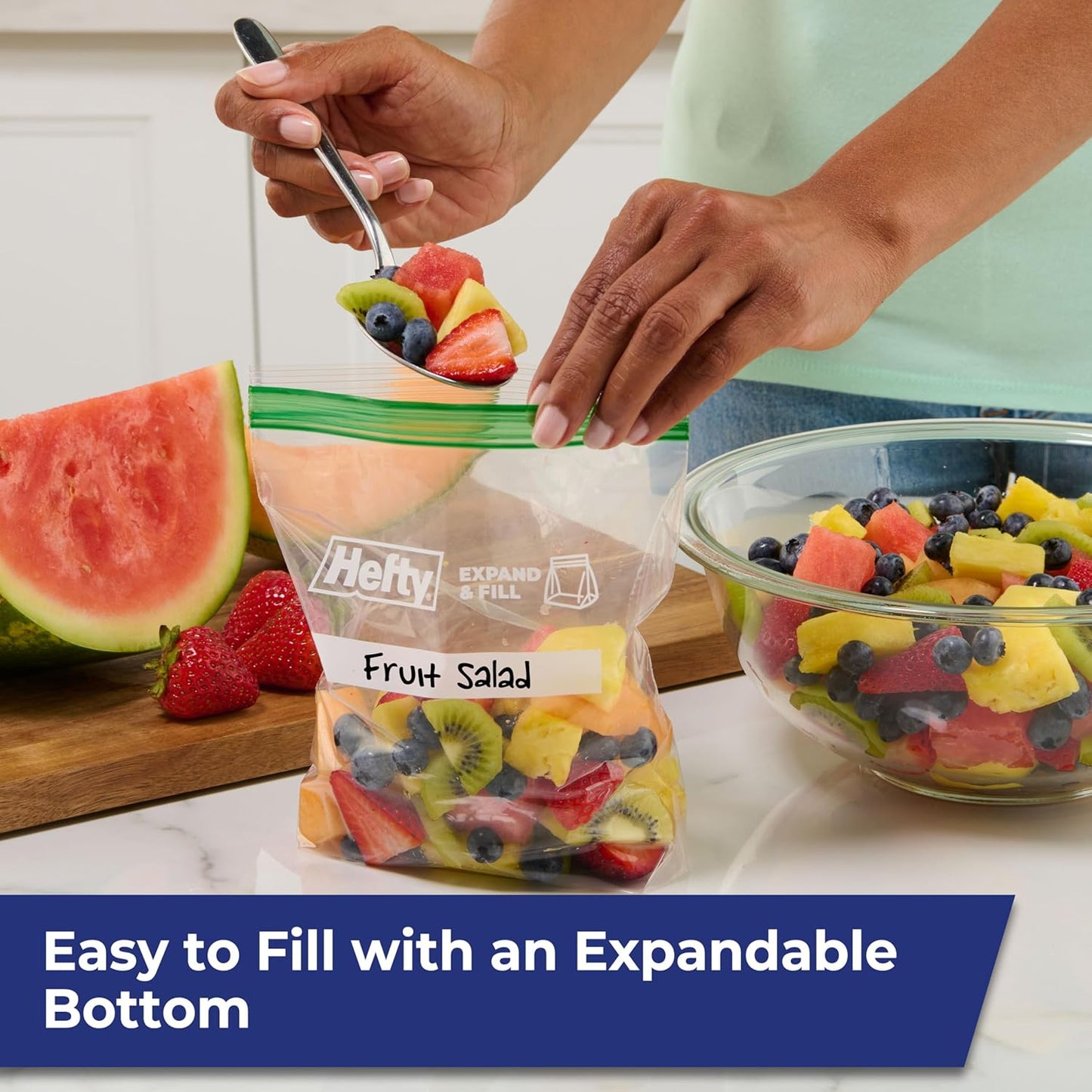 multi-size line including sandwich (130 ct), quart (25 ct), and gallon (20 ct), with select sizes available in 2-pack bundles