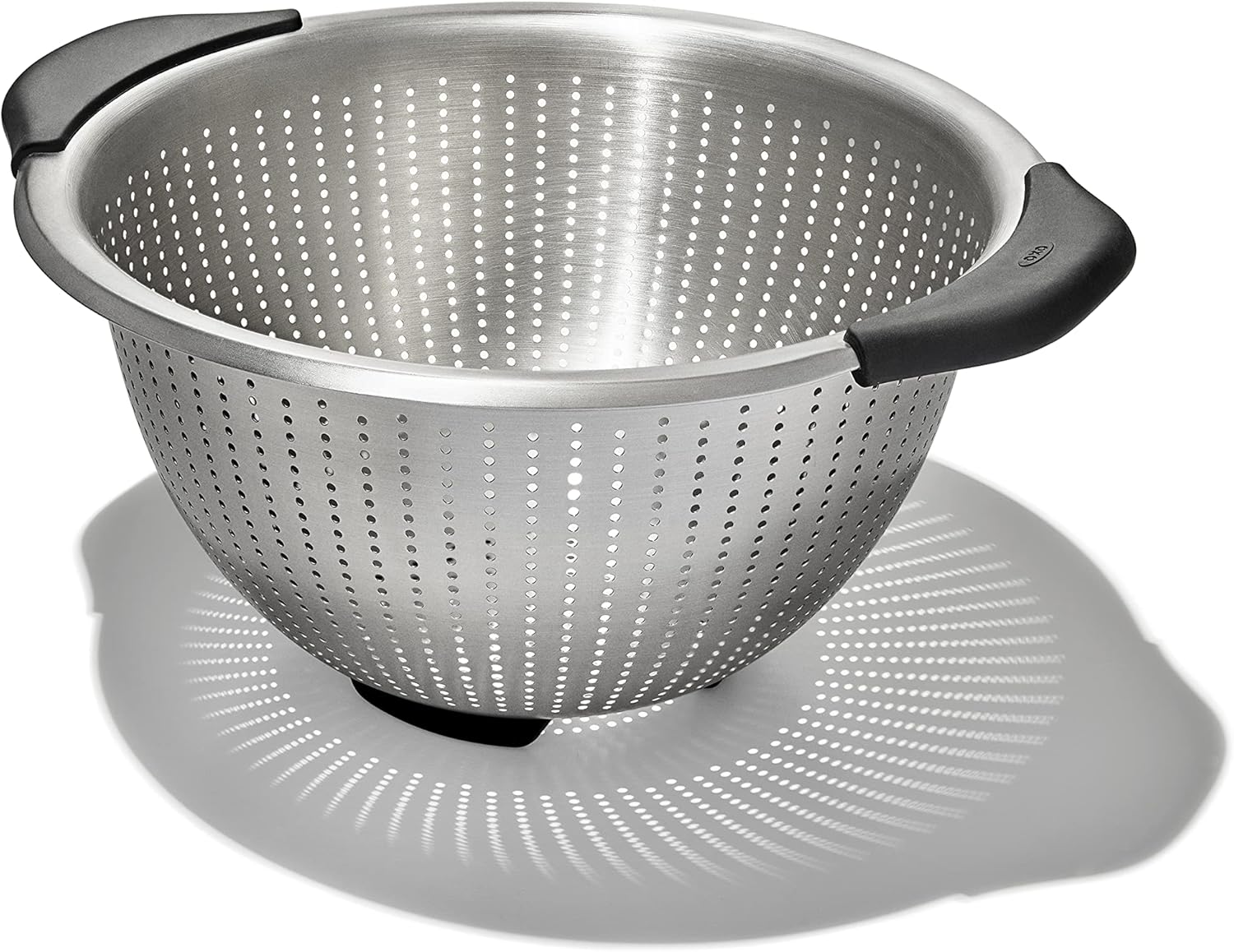 OXO Good Grips Stainless Steel Colander – Prep Station Partner, Stable Sink Strainer for Rinsing Grains in Bulk