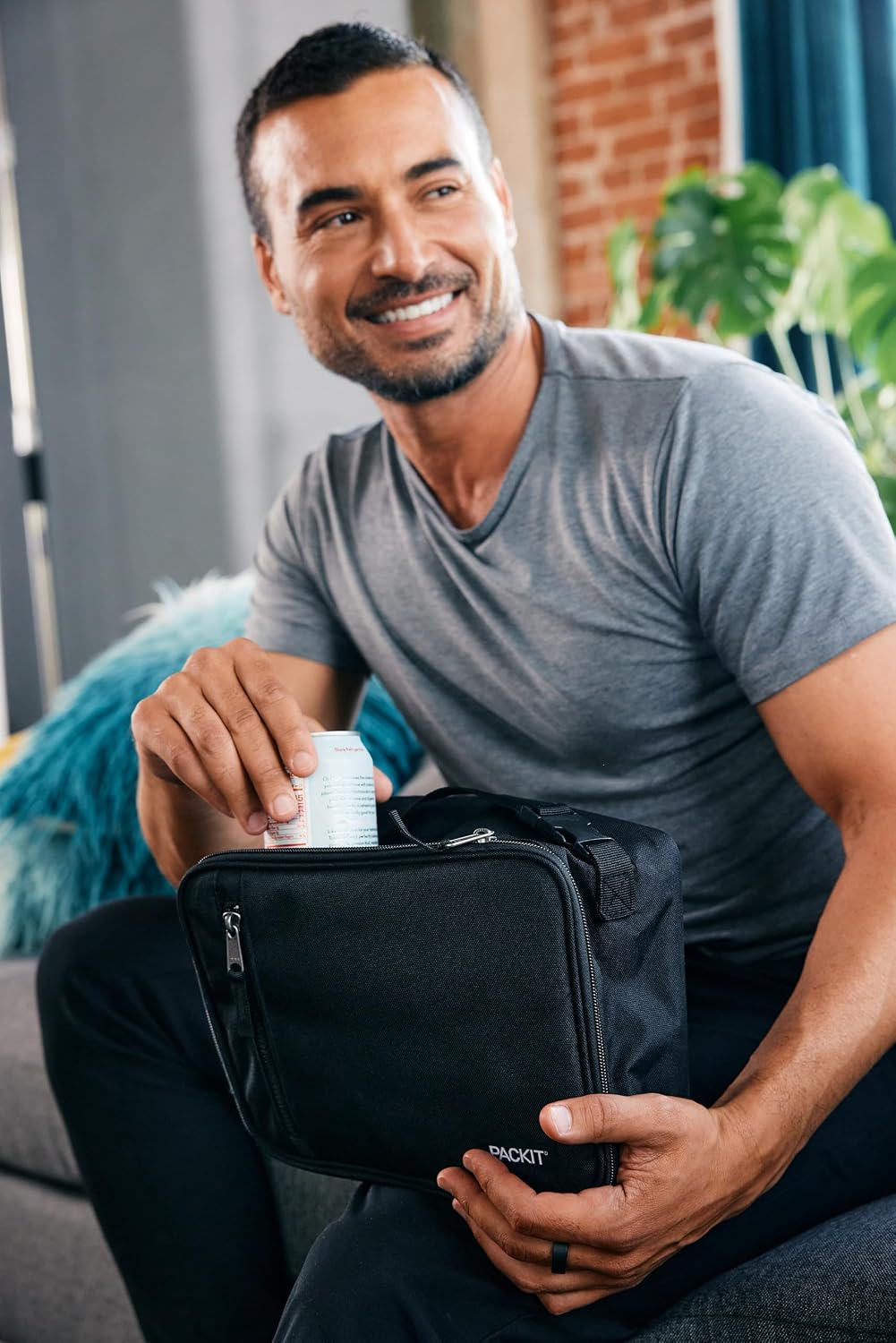 PackIt Freezable Classic Lunch Box – Housewarming and Hostess Gift for New Home Cooks, Freezer-Friendly Design