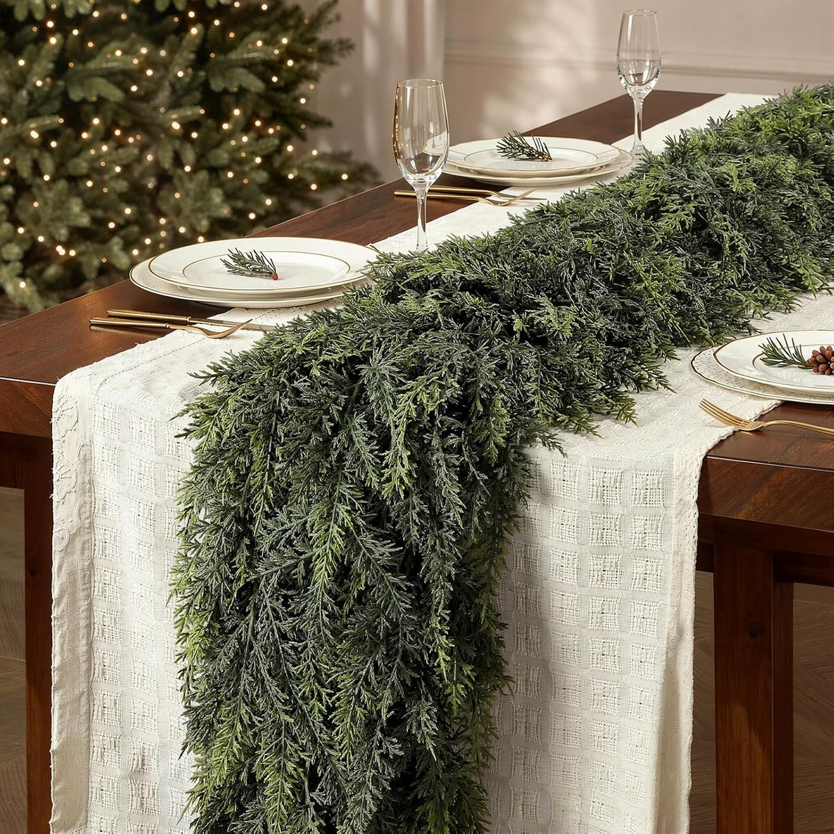 product line options in 6 ft, 9 ft, 12 ft, and 18 ft lengths with 1-, 2-, or 4-pack configurations
