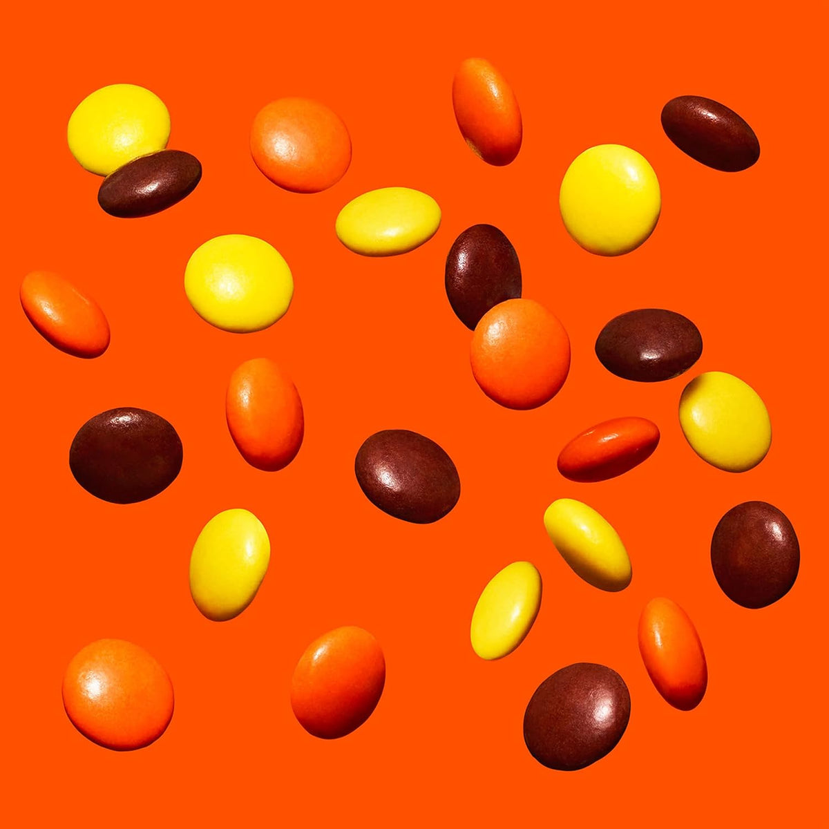 REESE'S PIECES Peanut Butter Crunchy Shell Candy 48 oz – Valentine's Day and Easter Candy Gift Basket Staple