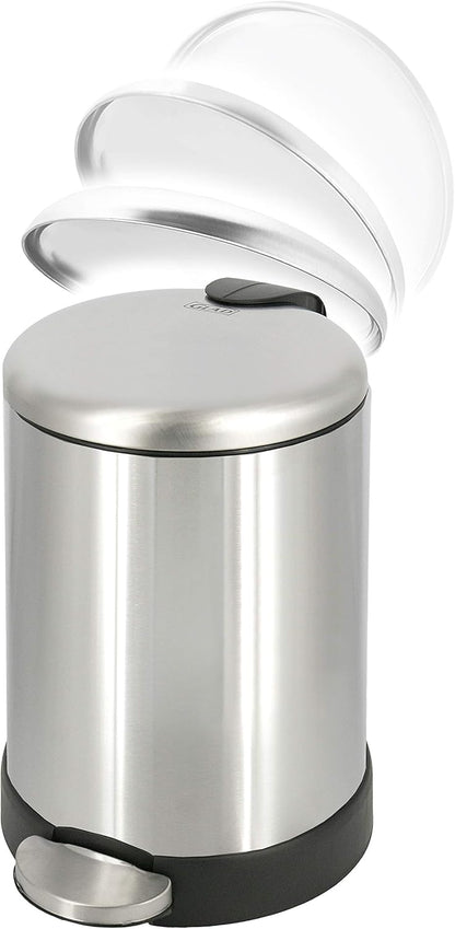 removable inner bucket with convenient metal carrying ring