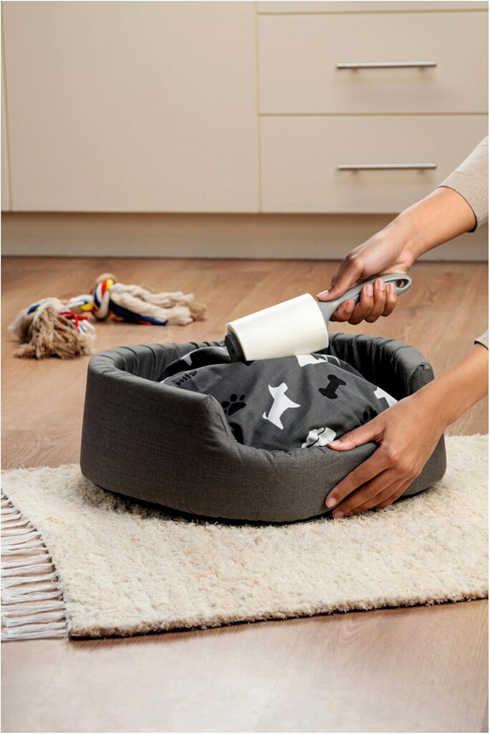Scotch-Brite Lint Roller for Pet Hair – Gentle Adhesive Pickup for School Uniforms, Lunchbox Liners, and Craft Room Fabrics