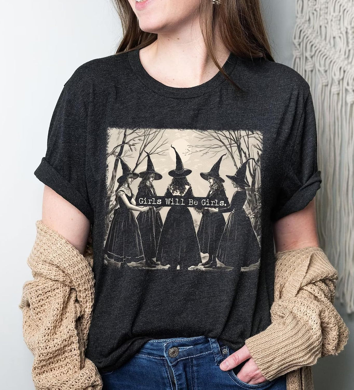 short sleeve relaxed fit suitable for layering with cardigans or flannels