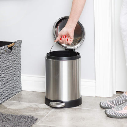soft-close lid with silent operation