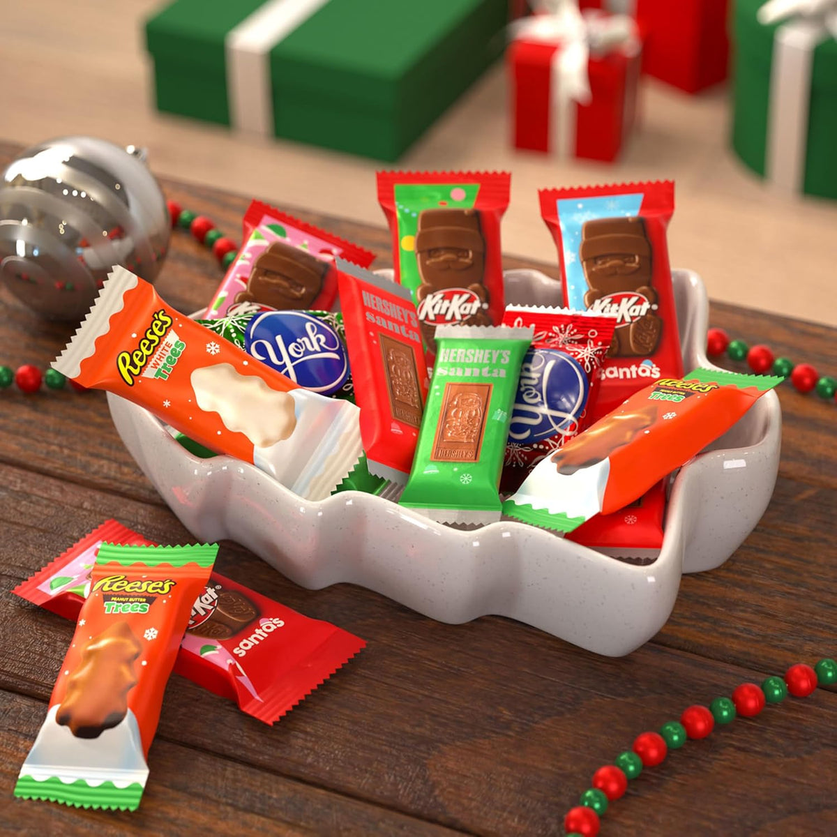 HERSHEY'S Assorted Holiday Candy – Shareable Family Treats for Playdates, Birthdays, and Gatherings