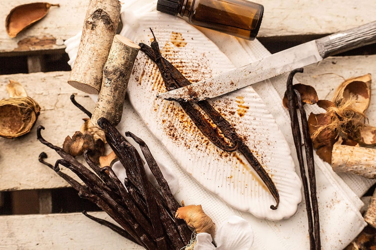 Vanilla Extract Co. Whole Vanilla Beans – Uncluttered Baking Essential for the Minimalist Baker