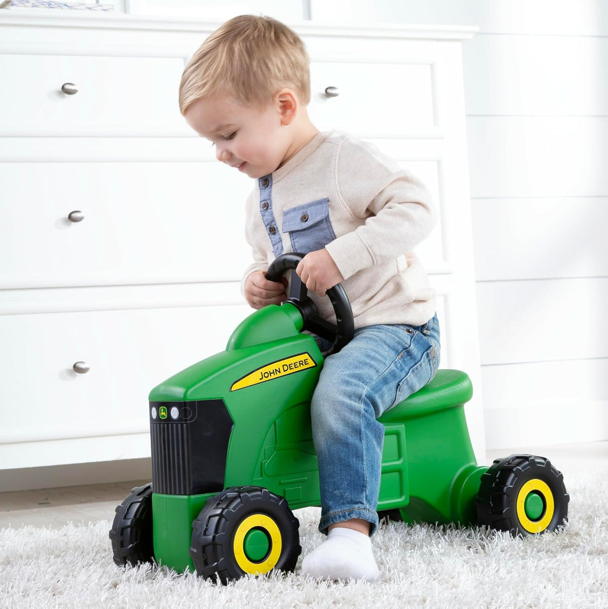 wide wheelbase for riding stability on uneven surfaces